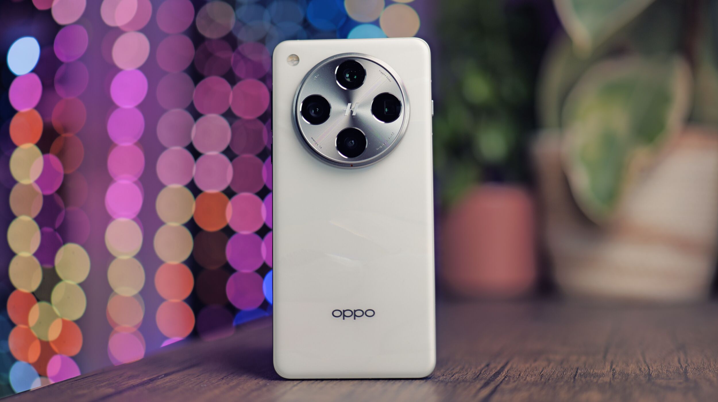 Oppo Find X8 Pro - Superb all-rounder